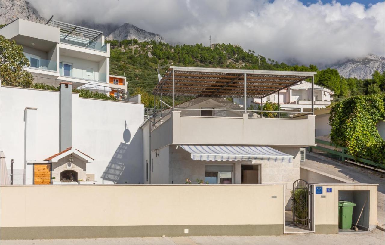 Stunning home in Makarska w/ Outdoor swimming pool&3 Bedrooms Buitenkant foto